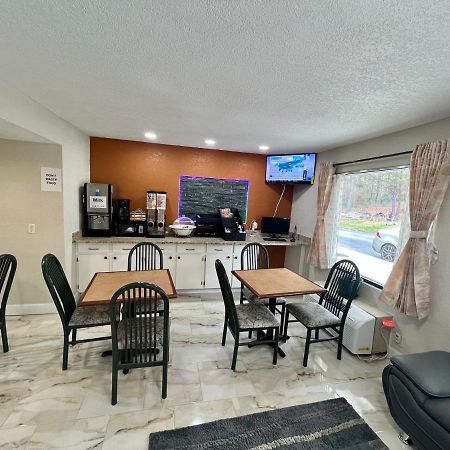 Key West Inn - Roanoke Εξωτερικό φωτογραφία