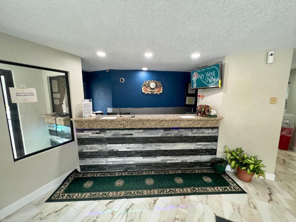 Key West Inn - Roanoke Εξωτερικό φωτογραφία