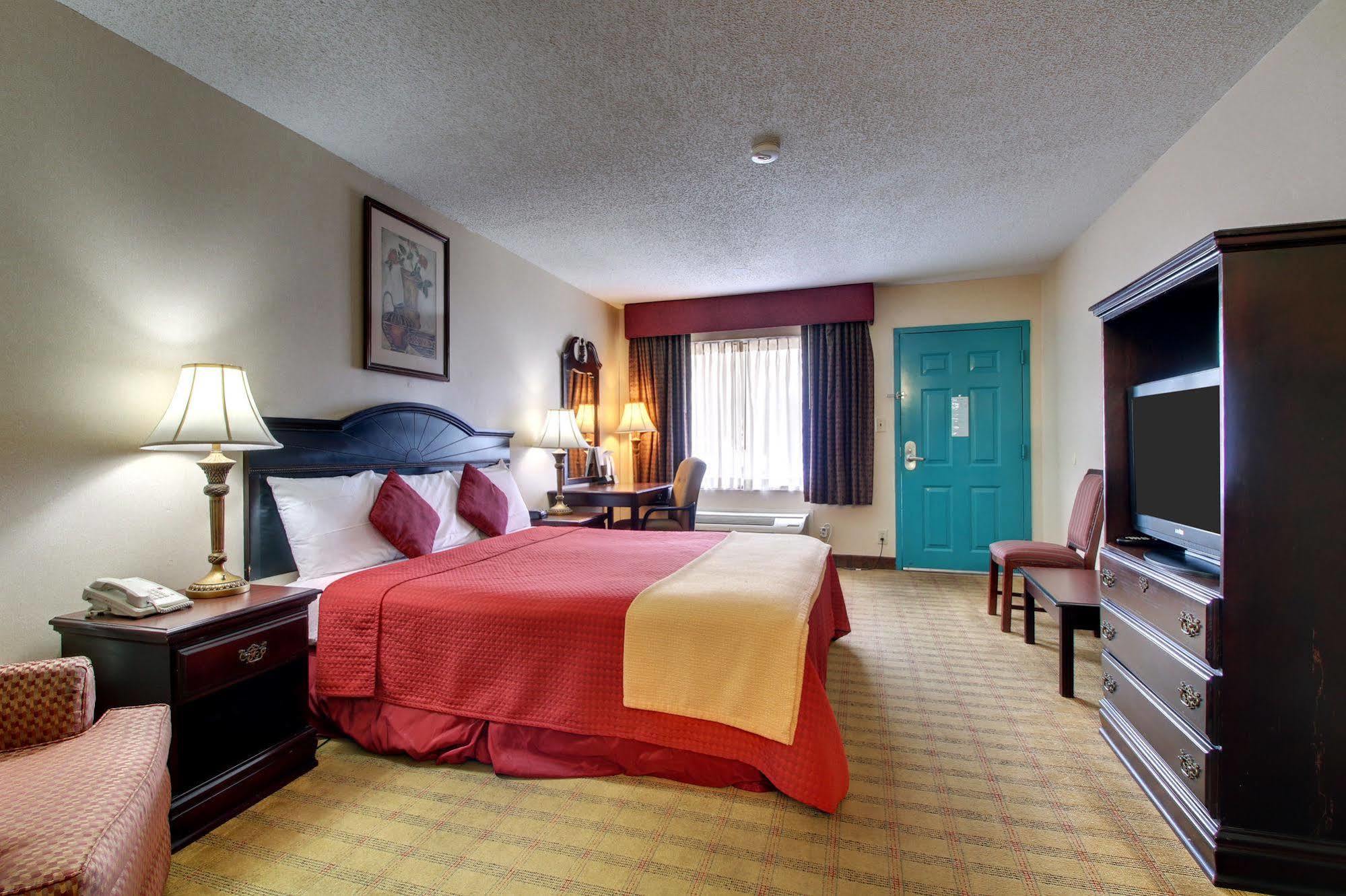 Key West Inn - Roanoke Εξωτερικό φωτογραφία