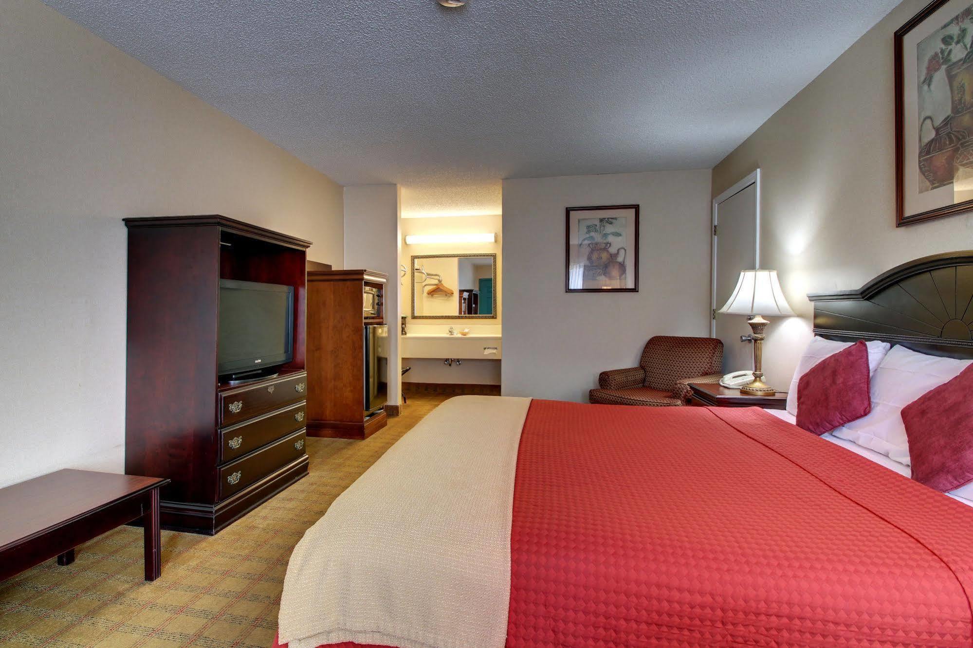 Key West Inn - Roanoke Εξωτερικό φωτογραφία