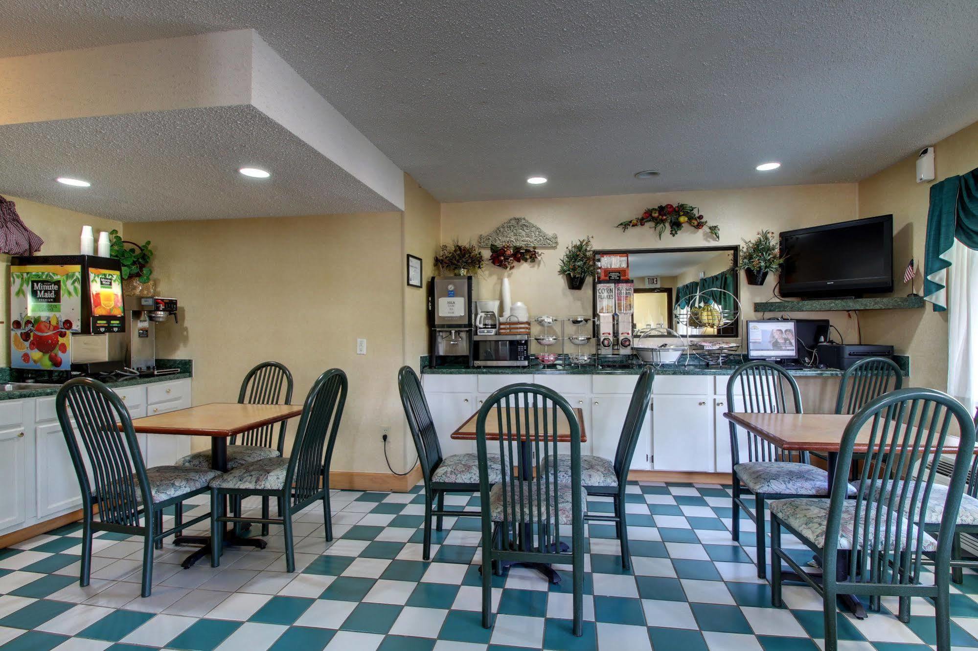 Key West Inn - Roanoke Εξωτερικό φωτογραφία